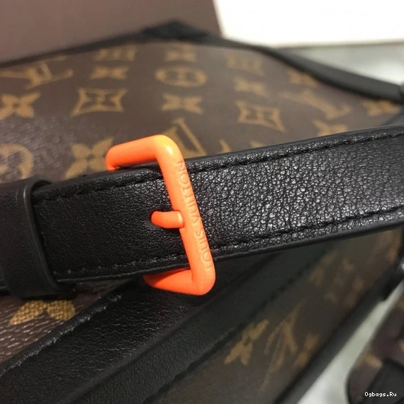 VUITTON BOX LOUIS 0118